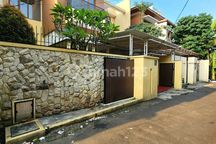 Turun Harga] Dijual Rumah Baru Kemang Bebas Banjir Jakarta Selatan