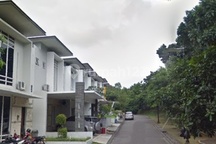Disewakan Rumah Komplek Mewah Selangkah Dari Gerbang Tol Brigif, Fasilitas Kolam Renanang, Club House, Lapangan Tenis, Bulu Tangkis, Tempat Joging), Jagakarsa, Jakarta Selatan