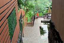 Villa di Tanjungsari , Udara Sejuk Dengan Kolam Pancing