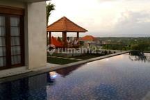 HOT DEAL Villa View Airport di Jimbaran Badung
