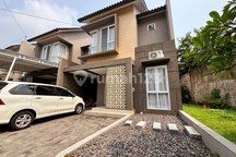 Rumah Modern di Cluster Mewah Gentan Sukoharjo