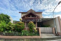 Rumah Mewah Estetik 2 Lt Dekat Ihs Jln Adi Sucipto