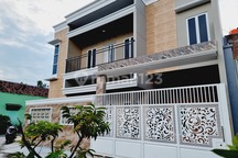 Rumah Mewah 2 Lt Gress Hook Kampus Ums Solo