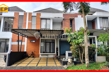 Turun Harga Rumah 2 lantai siap huni di Kedaton BSB City Semarang