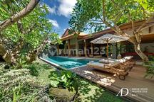 Freehold 4-Bedroom Luxury Villa Just 300 Meters From Seminyak Beach