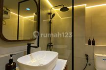 The Wave 2 Br Unit Bagus Siap Huni. Menteng Atas