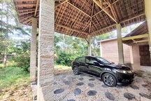 Rumah Bagus villa tawangmangu kolam renang pedesaan mojogedang