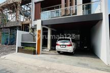 Rumah Baru Mewah Kontemporer Modern 2 Lantai Dengan Kolam Renang Di Jalan Palagan Km 1 Dekat Kampus Ugm 