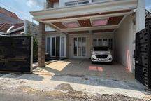 Rumah Mewah Lux Istimewa 2 Lantai Dengan Kolam Renang Dan Taman Estetik Di Jalan Palagan Km. 9 Ngaglik Sleman Dekat Hotel Hyatt