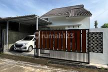 Rumah Cantik Siap Huni Terawat Di Jalan Kaliurang Km. 10 Taraman Ngaglik Sleman Dekat Pasar Gentan