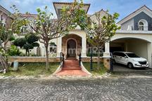 Rumah Mewah 2 Lantai Mediteran Istimewa Terawat Dalam Perumahan Elite Casa Grande Maguwoharjo Depok Sleman Dekat Kampus Upn