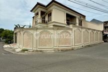Rumah Mewah Premium Mediteranian 2 Lantai Full Firnished Dengan Kolam Renang Dalam Kodya Dekat Malioboro Dan Tugu Jogja