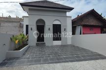 Rumah Proses Bangun Estetik Limasan Modern Dekat Wisata Gerabah Kasongan dan Jalan Bantul