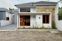 Rumah Cantik Modern Kekinian Dalam Mini Cluster di Mrisi Tirtonirmolo Kasihan Bantul Dekat Kasongan dan Pasar Niten