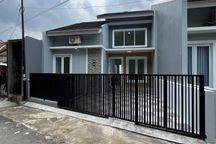 Rumah Baru Mewah Modern - Harga Murah Dengan Sisa Tanah Luas Di Purwomartani Sleman Dekat Perum Pertamina