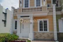 Rumah di Perumahan Strategis