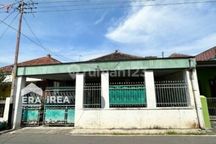 Rumah Solo Banjarsari Dekat Solo Paragon Mall