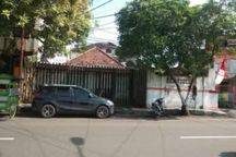 Disewakan Rumah Usaha Strategis Depan Kantor Bank 