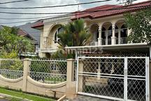 Rumah Turun Harga Taman Kedoya Baru