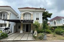 Dijual Rumah Hook Full Furnish The Season Citra Grand City Palembang