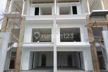 DIJUAL RUMAH MEWAH EXCLUSIVE CLUSTER SOMERSET SEKIP PALEMBANG