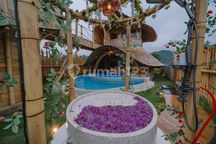 Dijual Villa Baru Konsep Bambu & Alam View Sawah di Karangasem