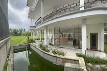 Dijual Murah Vila Jl Cinta Ubud Lingkungan Villa dan Area Wisata