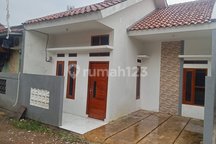 Rumah Elit yang Bebas Banjir Lokasi Strategis