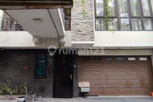 Jual Cepatt !!! Townhouse Springhill Kemayoran Jakarta Utara