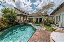 For Sale Villa Modern 3 Bed In Berawa,Tibubeneng Bali SF-3199