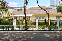 Rumah di Martimbang Kebayoran Baru Depan Taman Asri