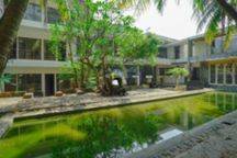 Rumah Swimming Pool Lt 1.493mtr Memang Shm Jakarta Selatan 