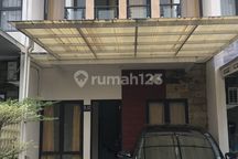 Disewakan Cepat Rumah 2 Lantai Bagus SHM di Pamulang