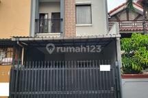 Termurah !! Dijual Rumah Siap Huni 5X20 Jalan 3 Mobil di Sunter Jaya