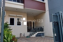 Murah !! Dijual Rumah Minimalis Siap Huni 7X17 di Sunter Agung Hadap Timur