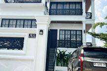 Disewa Rumah Bulatan Cantik Full Perabot Lokasi Dekat Arifin Ahmad