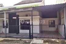 Disewakan Rumah Siap Huni, Lokasi Cluster di Baturan, Colomadu, Solo