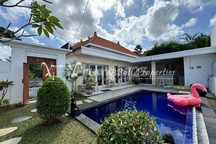 2BR VILLA FOR RENT IN CANGGU | IP 745 
