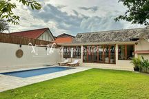 3BR VILLA FOR RENT IN SEMINYAK | LN 240