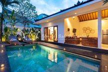 Rumah di Kontrakan Kondisi Bagus, Furnished SHM di Seminyak, Badung