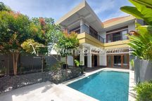 3BR VILLA FOR RENT IN CANGGU | AR 115