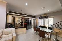 Rumah Grand Orchard Clover 10X21