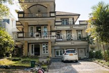 Rumah Besar Sentul 611M2 + Kolam Renang + View Cakep Depan Belakang + SHM