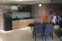 Apartemen Mewah View Golf Harga Terjangkau