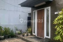 Rumah Minimalis Modern Cantik Siap Huni di Bintaro SHM