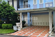 Rumah di PHG Gading serpong hanya Jalan kaki 2 menit ke lapangan Golf