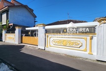 Dijual Rumah Murah di Solo Jaten Dekat Luwes Palur