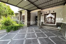 Rumah Disewakan Full Furnished di Solo Dekat Luwes Gentan