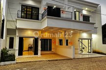 Jua Rumah Classic Modern Free Biaya Murah Dekat Toll Desari 