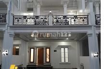 Dijual Rumah Classic Modern Rooftop dekat Tol Brigif Jagakarsa
